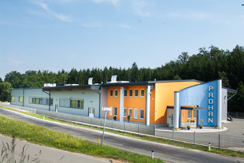 PROHAN - Produktionshalle - Baujahr 2006 - Gesamtansicht außen